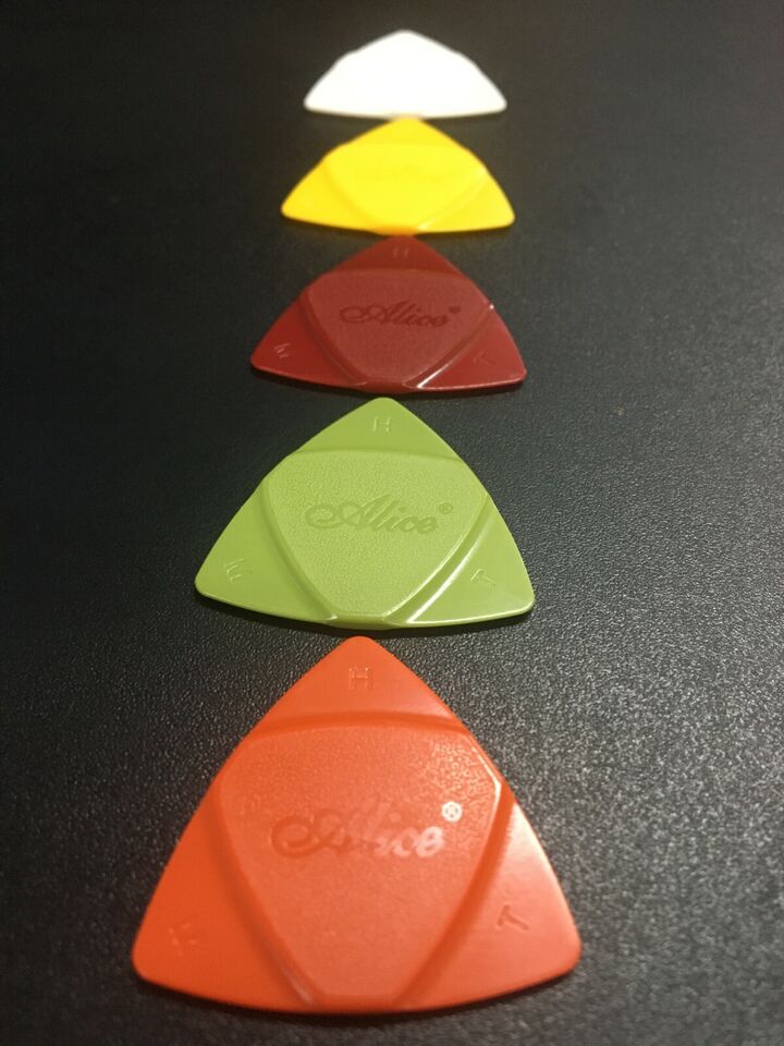 Alice AP-50TRI Mixed Color Picks 4 Guitar/Banjo/Bass/Ukulele-50Pcs,3 gauges in 1