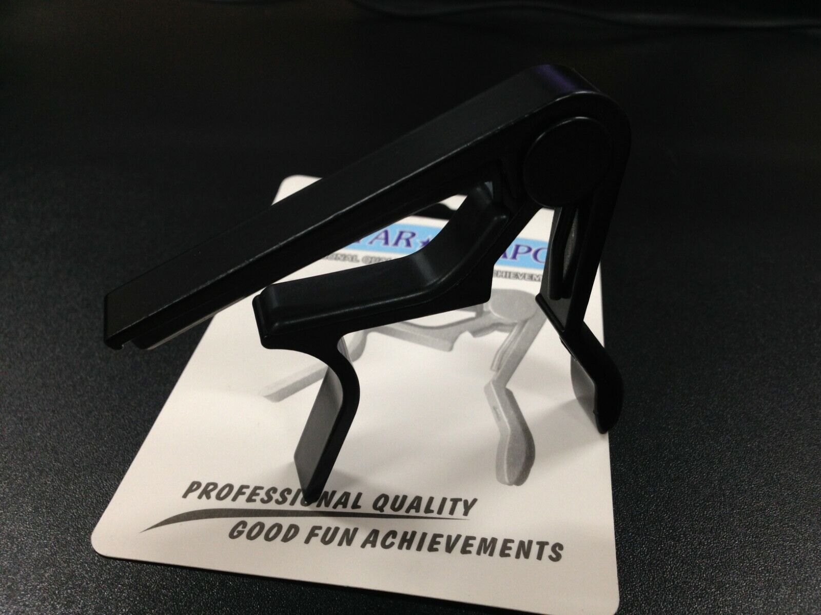 Black Haze HSB5 Quick-Change Acoustic/Electric/Classical Guitar Capo+3 Picks