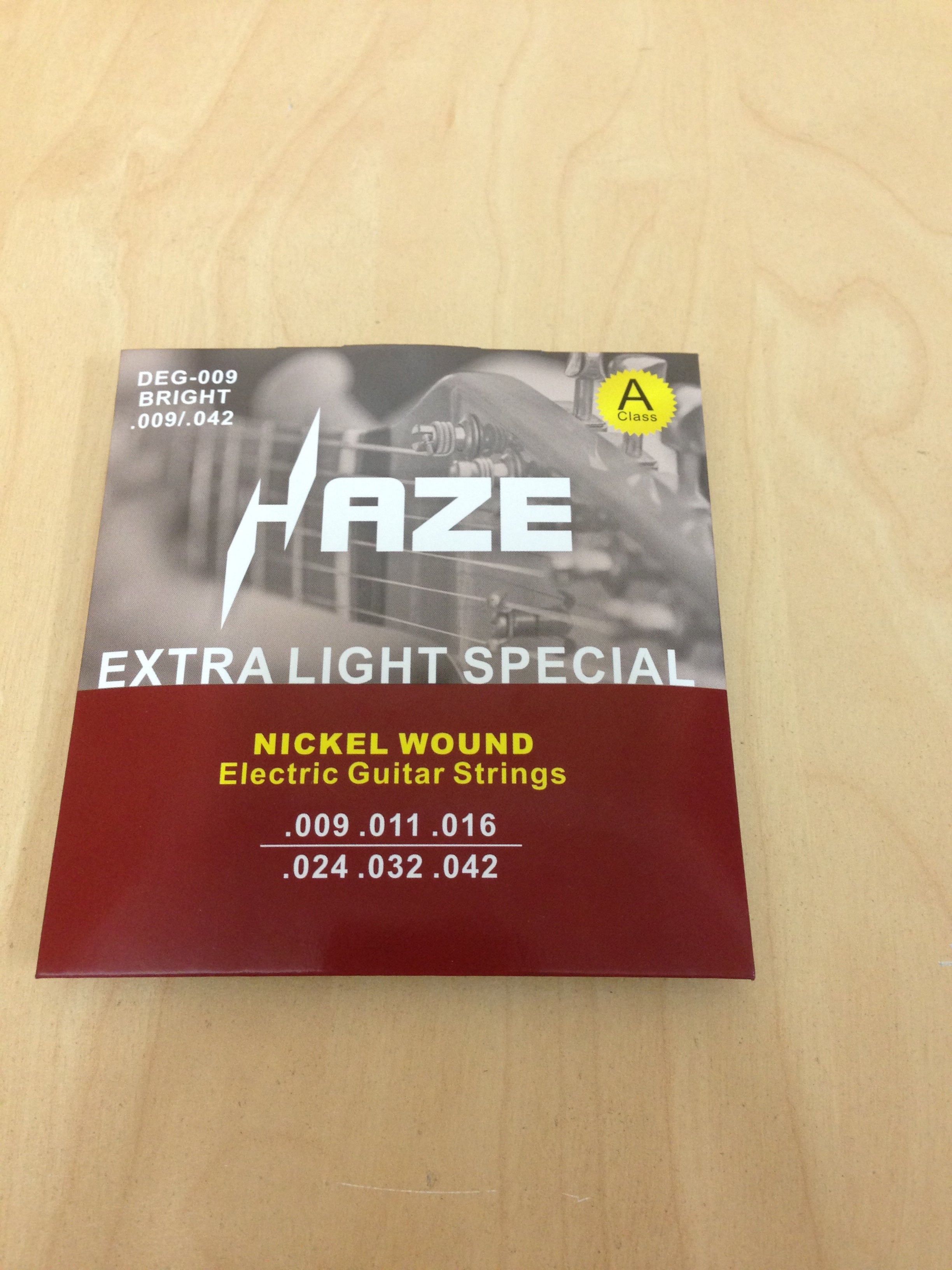 Haze DEG009 Electric Guitar String + 3 Picks