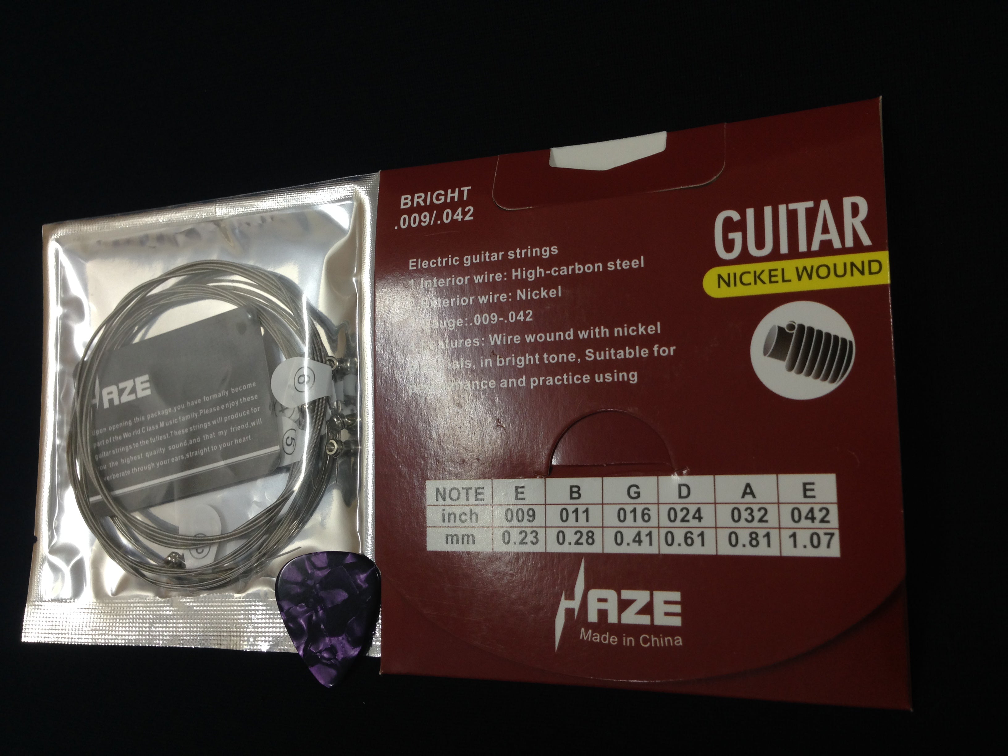 Haze DEG009 Electric Guitar String + 3 Picks