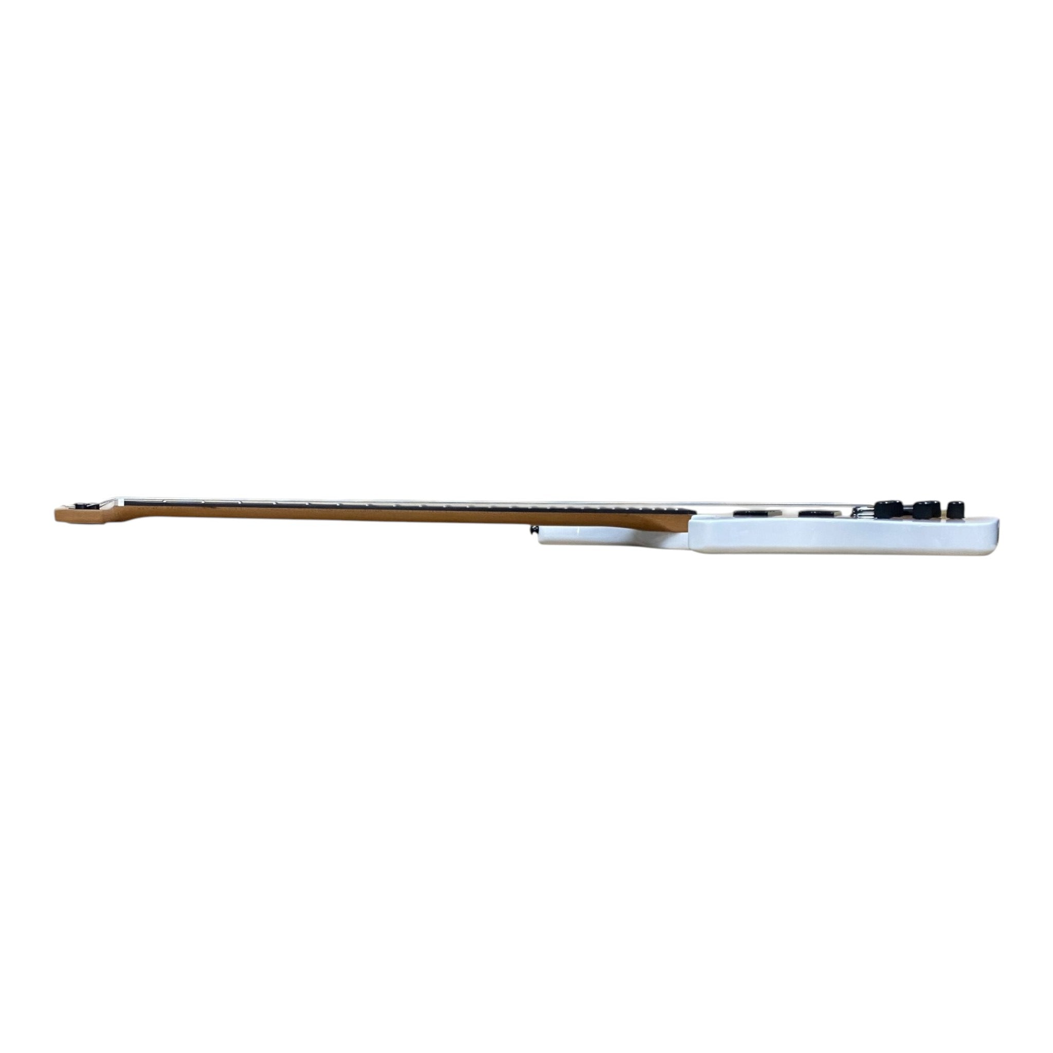 Pre-Order – ETA Late October 2026 | Haze HB5FFMSLH Voyager Series Left-Handed Headless Fanned-Fret 5-String Electric Bass – Roasted Maple Neck, White Sunburst, Active BJ-80 Pickups