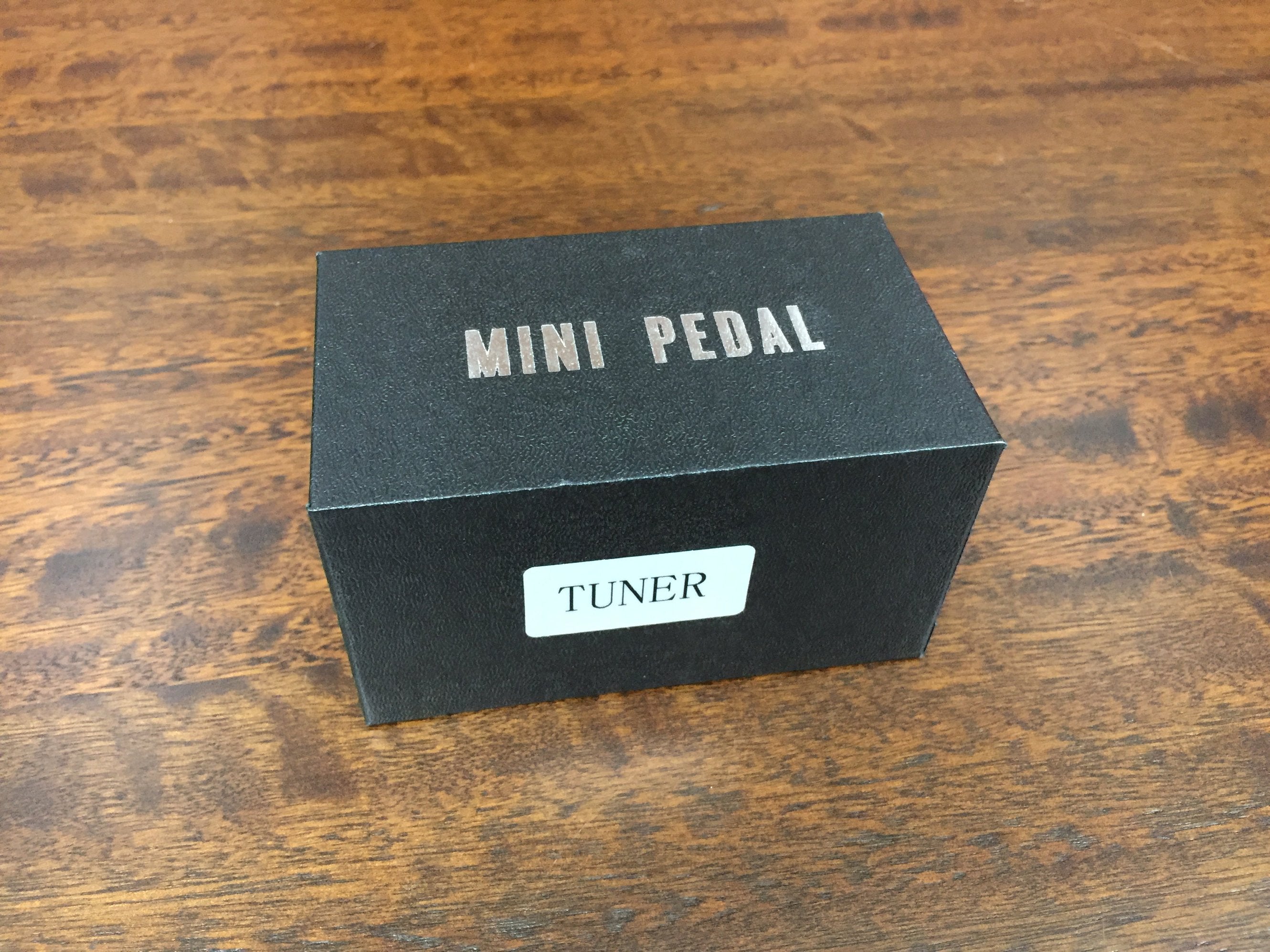 Haze PRECISIONTUNER Chromatic Tuner Pedal - True Bypass & Precision LED Display