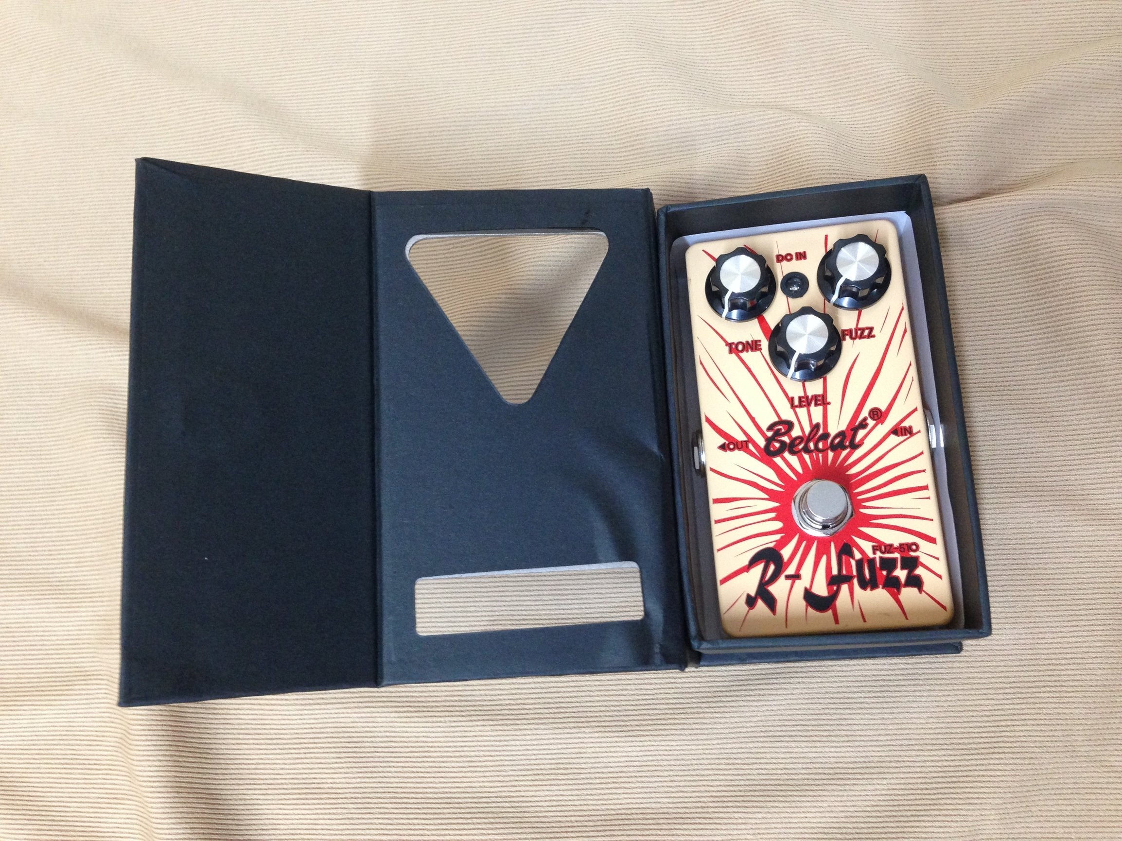 Belcat FUZ510 "R-Fuzz" Professional Fuzz Effects Pedal For Electric Guitar/Bass