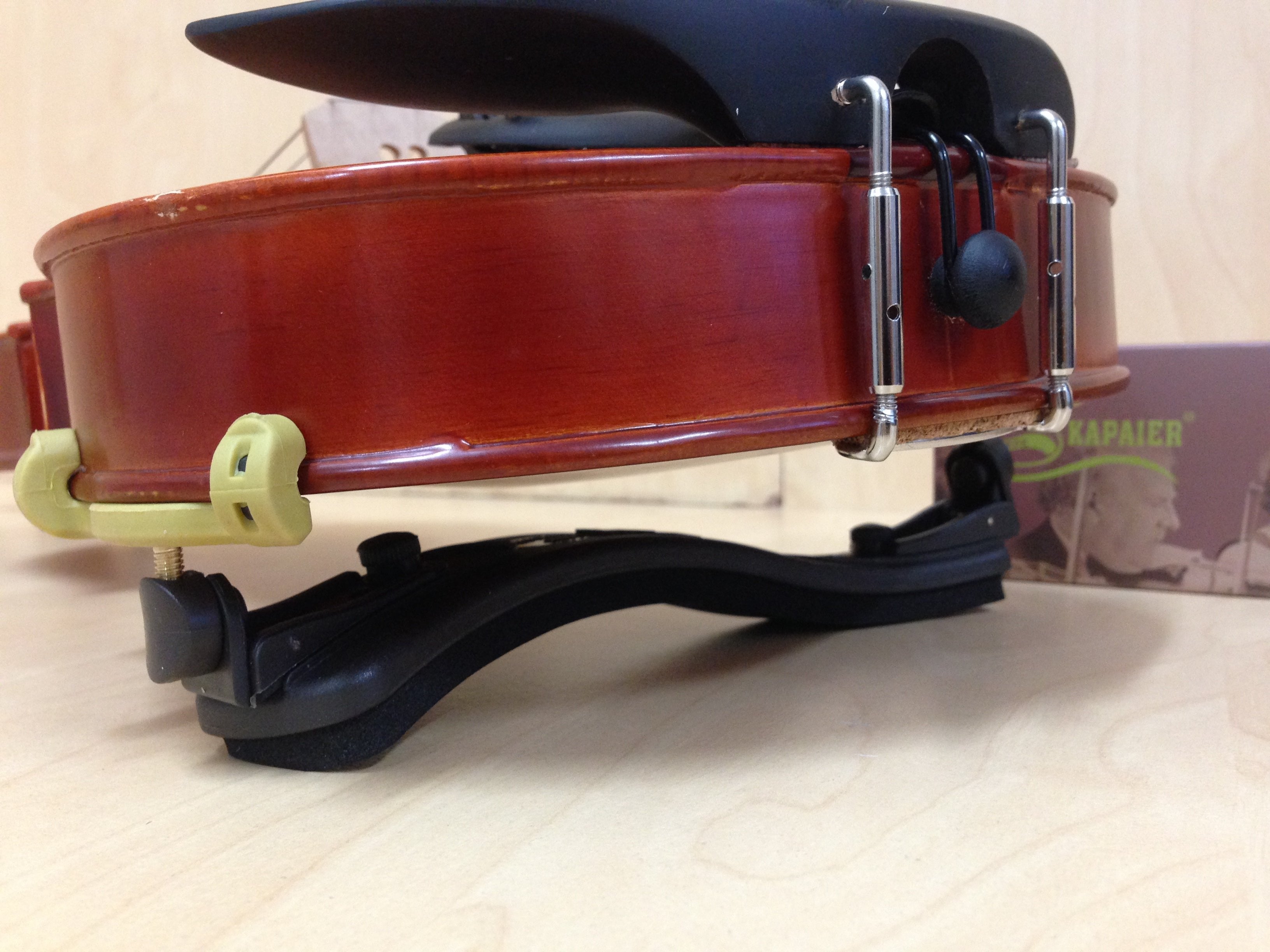 Kapaier KPE520 Economy Model Violin Adjustable Shoulder Rest - 1/2 with Rosin